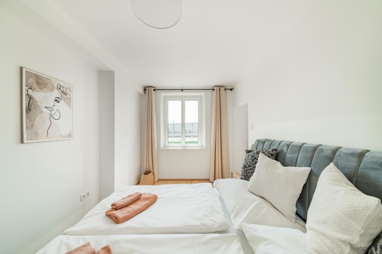 Zentrale 50M² Suite 10 Gehminuten Vom Hauptbahnhof Viena Exterior foto