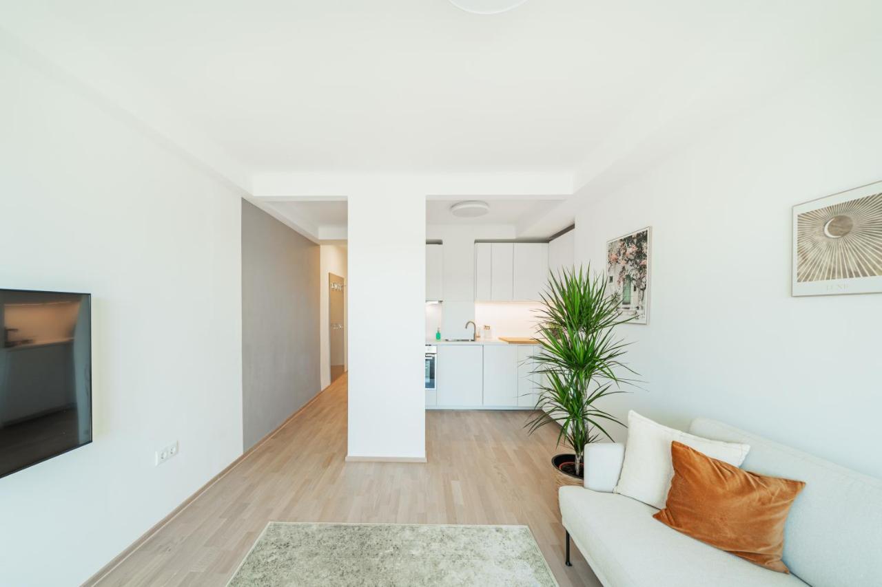 Zentrale 50M² Suite 10 Gehminuten Vom Hauptbahnhof Viena Exterior foto